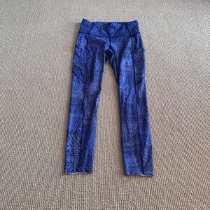 Women's Lululemon Leggings, Size 6